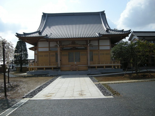 坂東市の妙安寺さまの参道工事をさせていただきました｜デザイン墓石・お墓の購入・販売なら茨城県の山﨑石材店